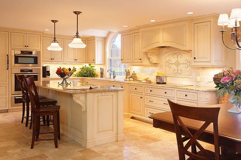 Why is Custom Cabinetry the Best Choice for Your Kitchen 