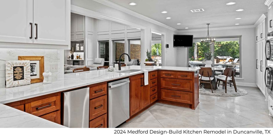 Image of kitchen remodel with custom wood cabinetry and quartz countertops by Medford Design-Build in Duncanville, TX