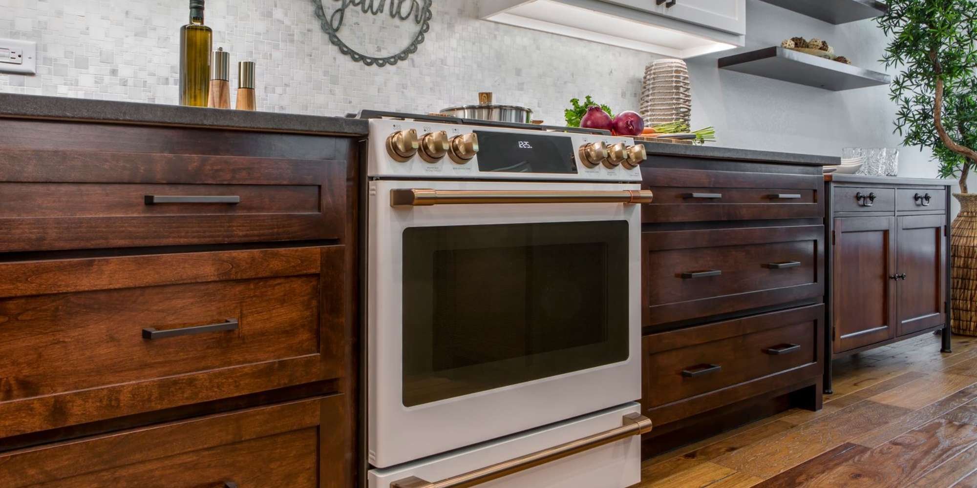 Modern kitchen remodel by Medford Design-Build featuring neutral tones and custom cabinetry in Arlington, TX