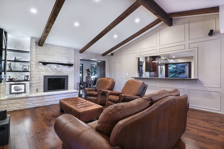 A Rustic Fireplace Gets an Elegant New Look