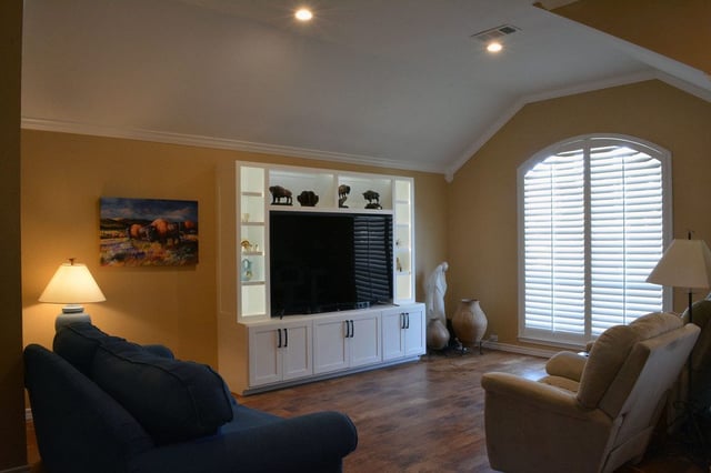 Entertainment_center