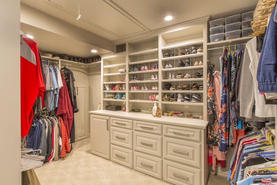 A Glamorous Master Bathroom Renovation