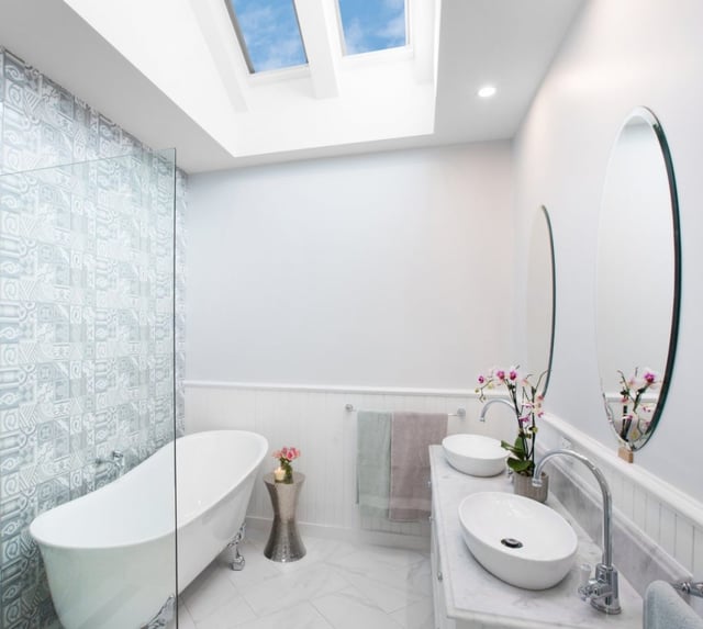 6 Window Options to Consider for Your Bathroom Remodel