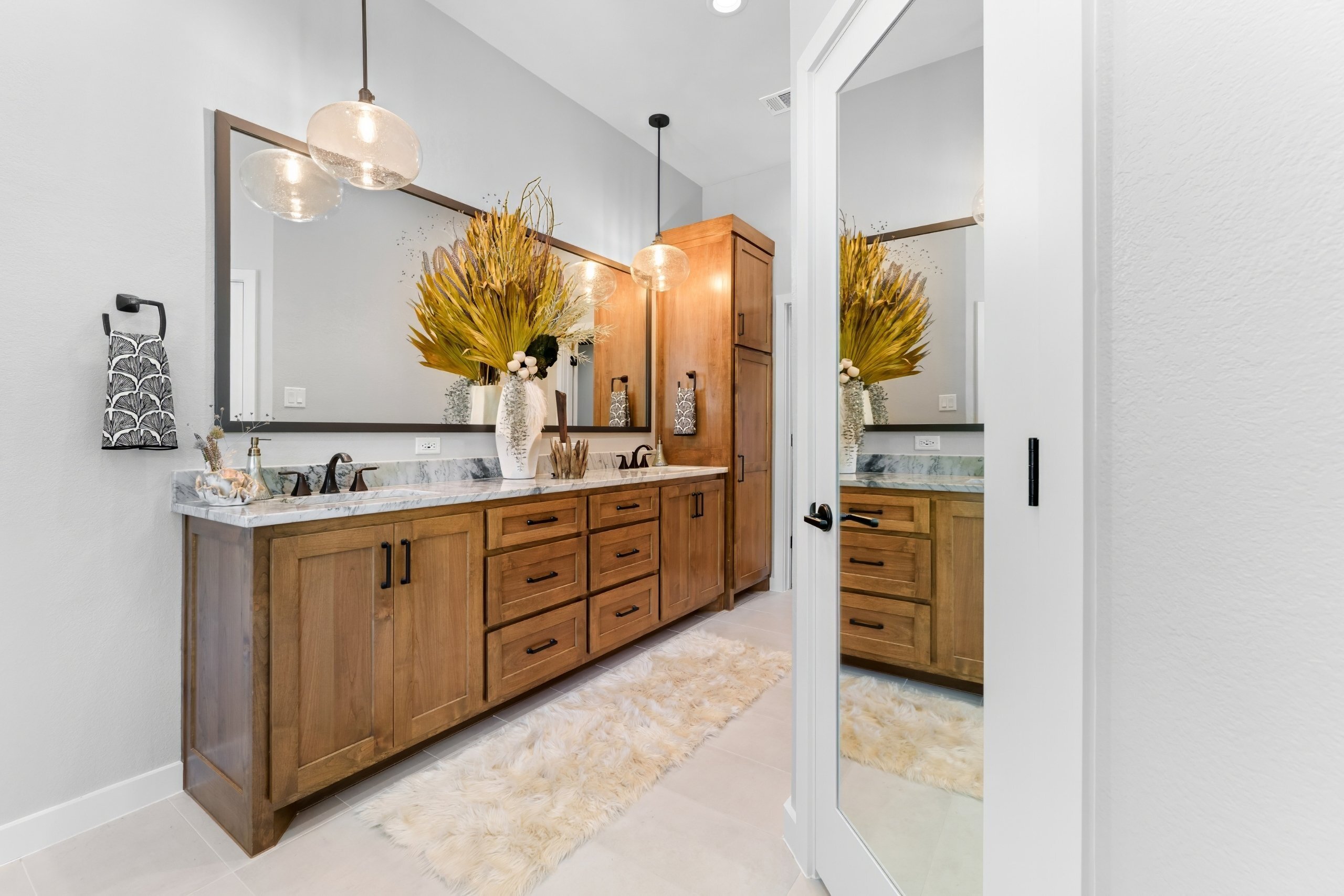 Medford Design-Build master bathroom remodel in Fort Worth, TX