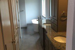 From Cramped to Classy: A Compact Bathroom Transformation