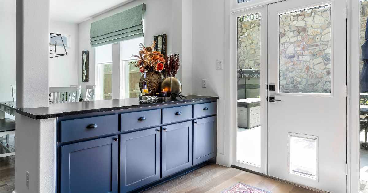 Why Many Fort Worth Homeowners Choose to Remodel Instead of Move