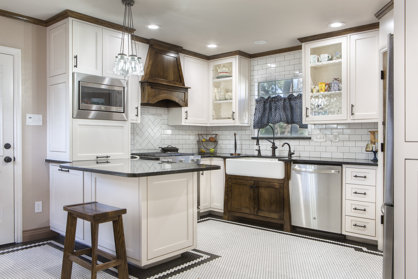 A Carpenter’s Own Kitchen - Medford Design-Build A Carpenter’s Own Kitchen - Medford Design-Build