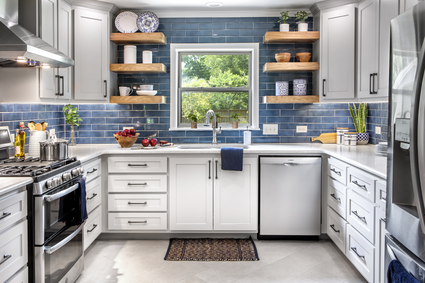 Blue Beauty: A Farmhouse Kitchen Remodel in Fort Worth Blue Beauty: A Farmhouse Kitchen Remodel in Fort Worth
