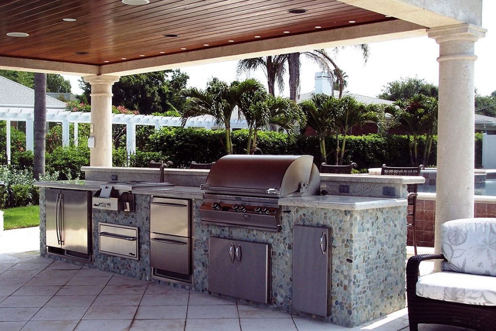 Ultimate Outdoor Kitchen & Living Area