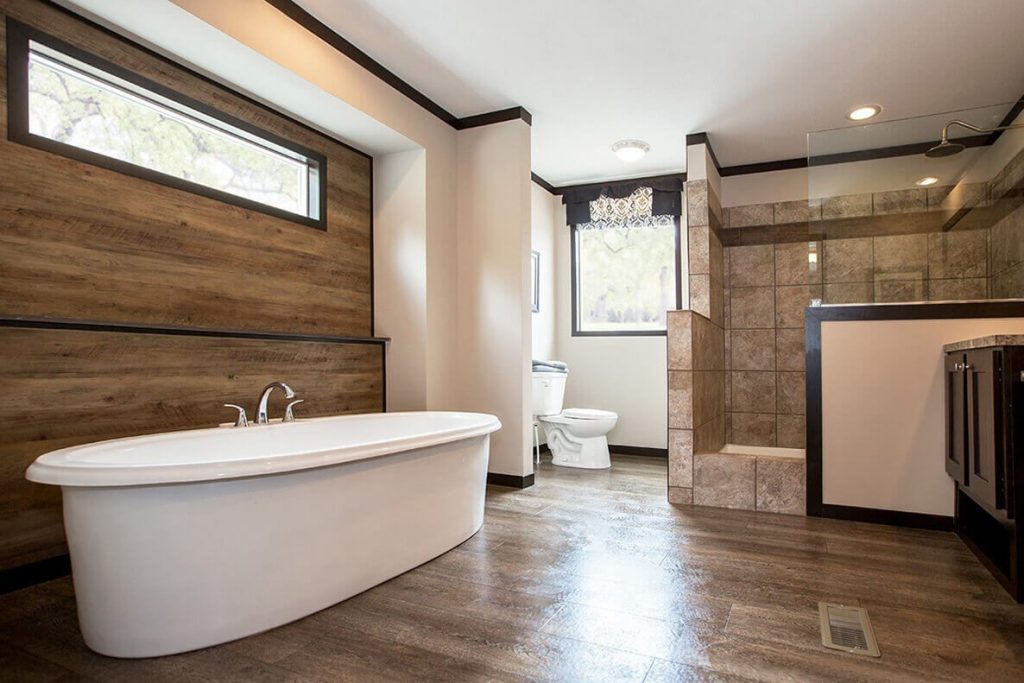 6 Window Options to Consider for Your Bathroom Remodel